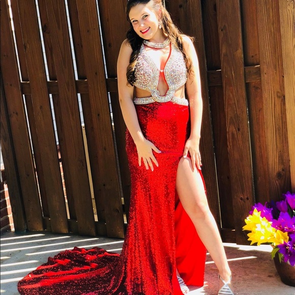 Prom Dress - Picture 3 of 5